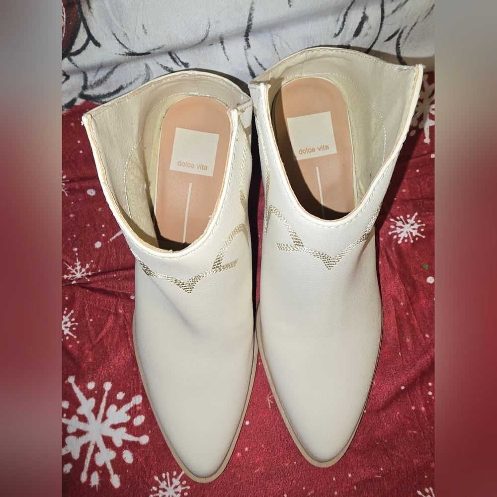 Dolce Vita booties